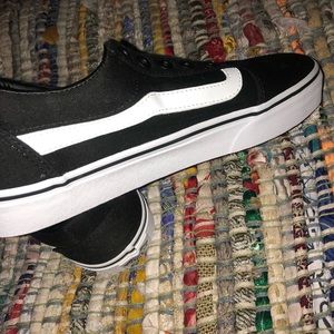 black low top vans